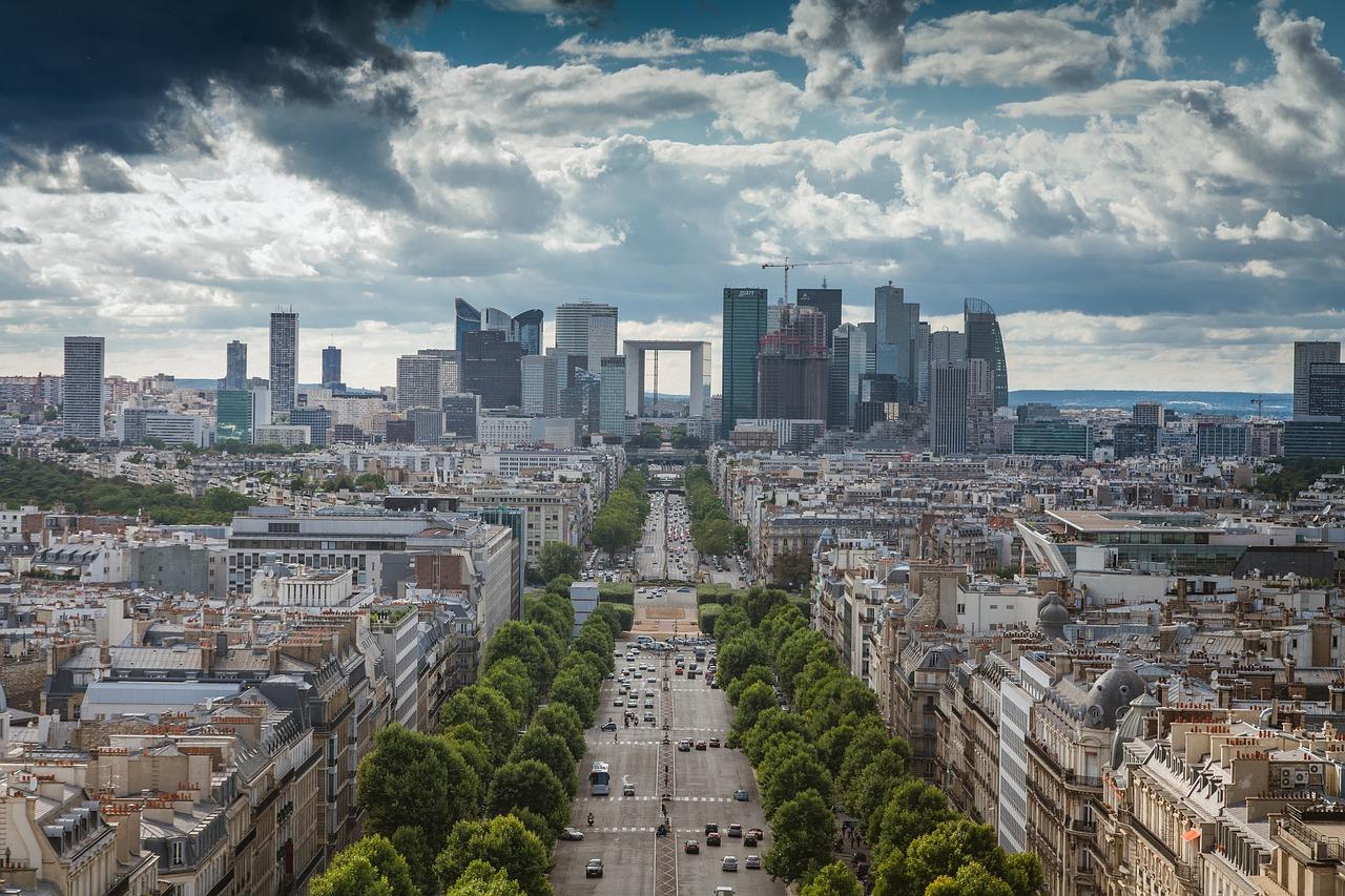 Paris skyline