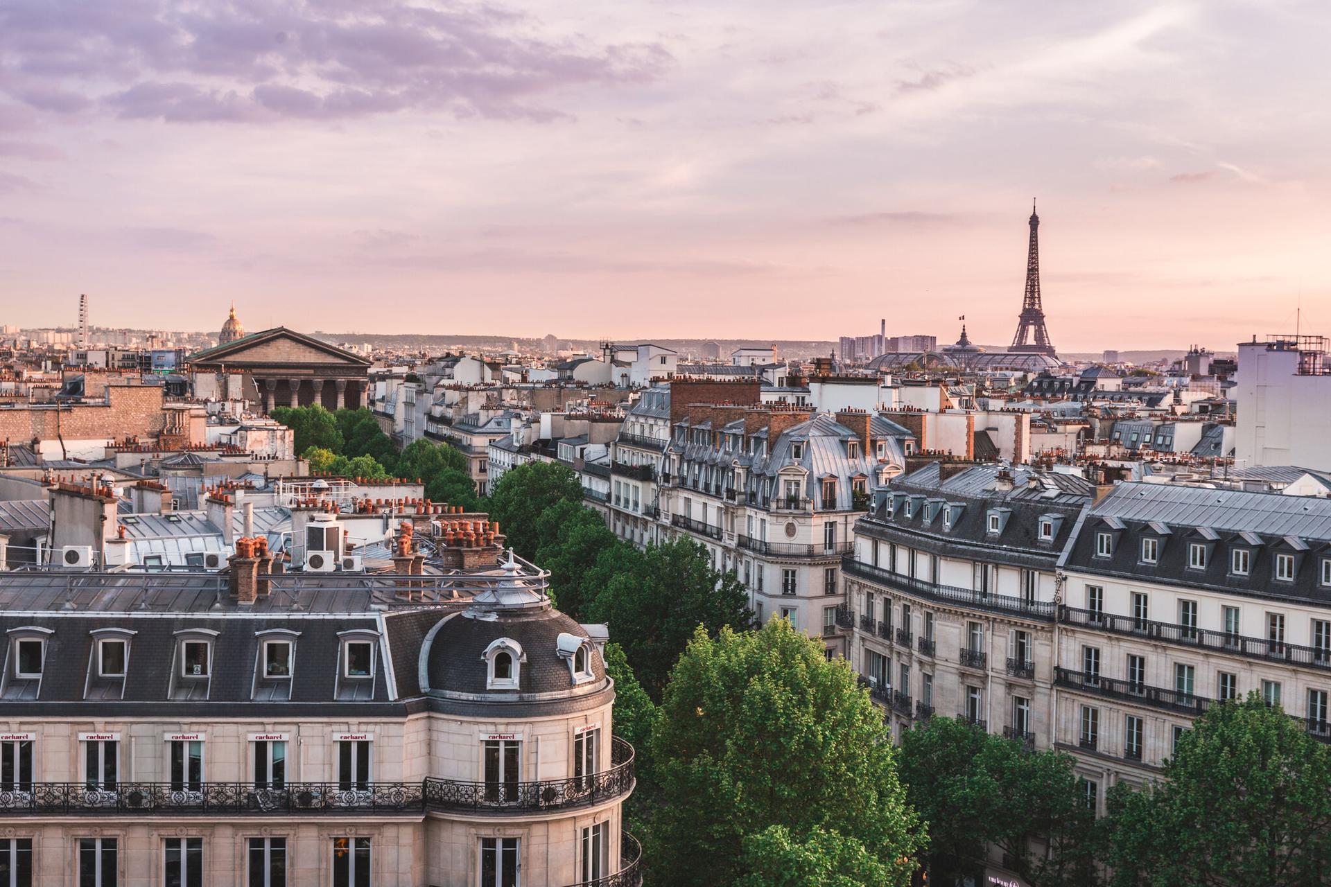 Paris skyline